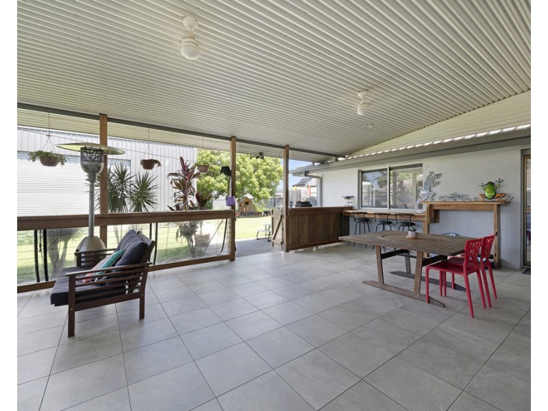 16 Wyllie Street, Thabeban QLD 4670