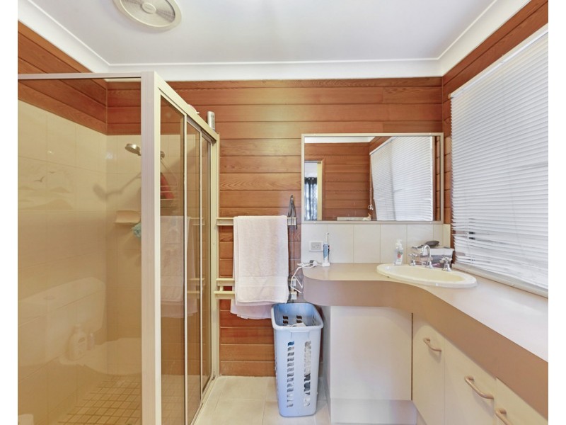 7 Kevins Place, Thabeban QLD 4670