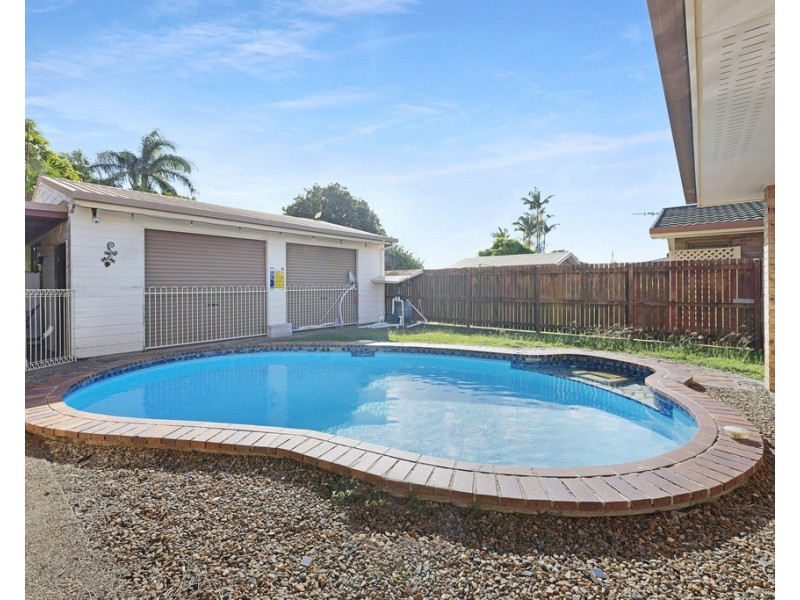 7 Kevins Place, Thabeban QLD 4670