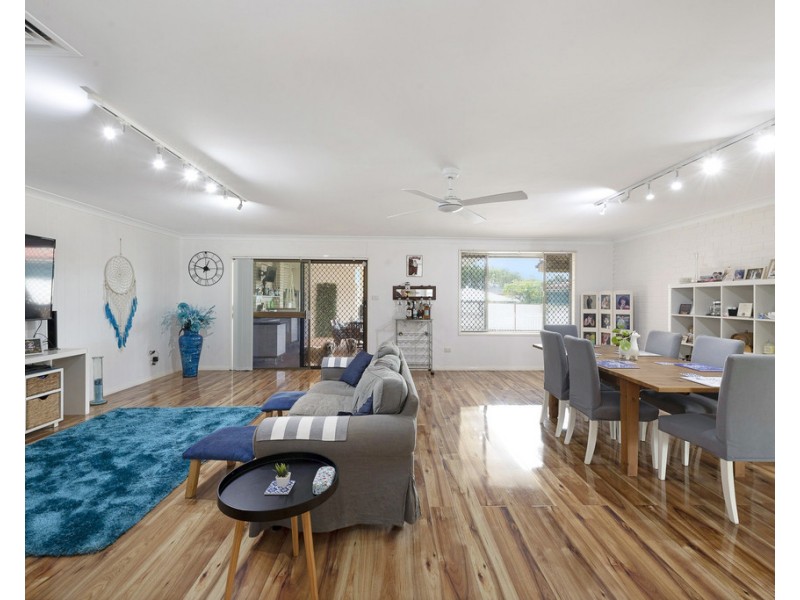 31 Miles Street, Kepnock QLD 4670