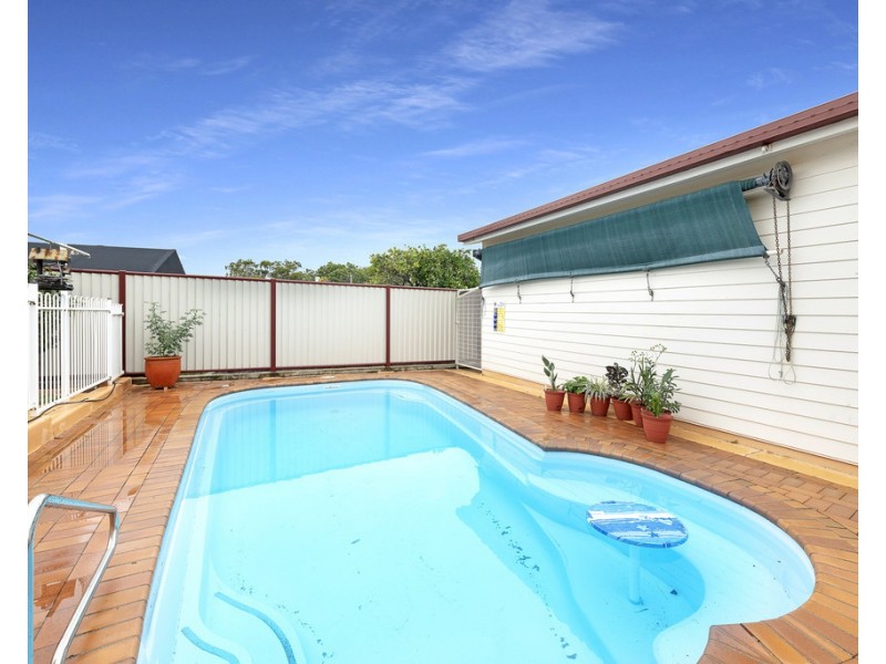 31 Miles Street, Kepnock QLD 4670