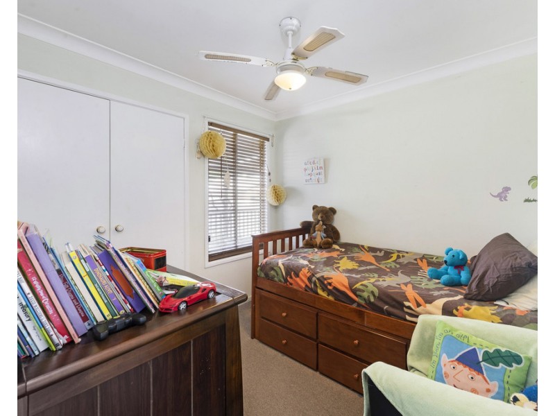 14 Beach St, Burnett Heads QLD 4670