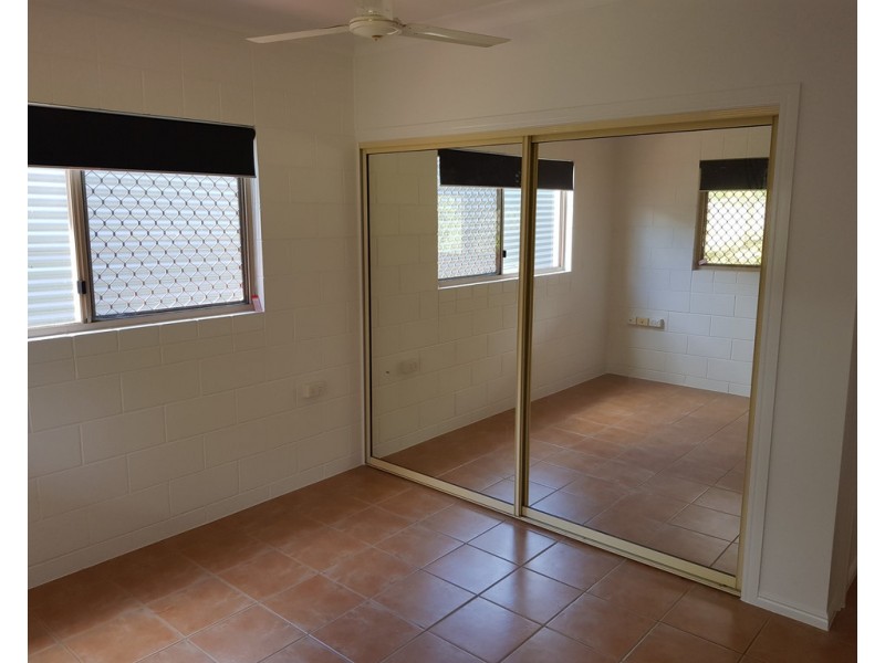 4 Lund St, Avondale QLD 4670