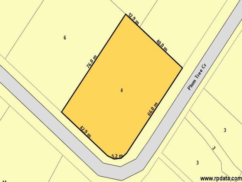 4 Plum Tree Crescent, Moore Park Beach QLD 4670