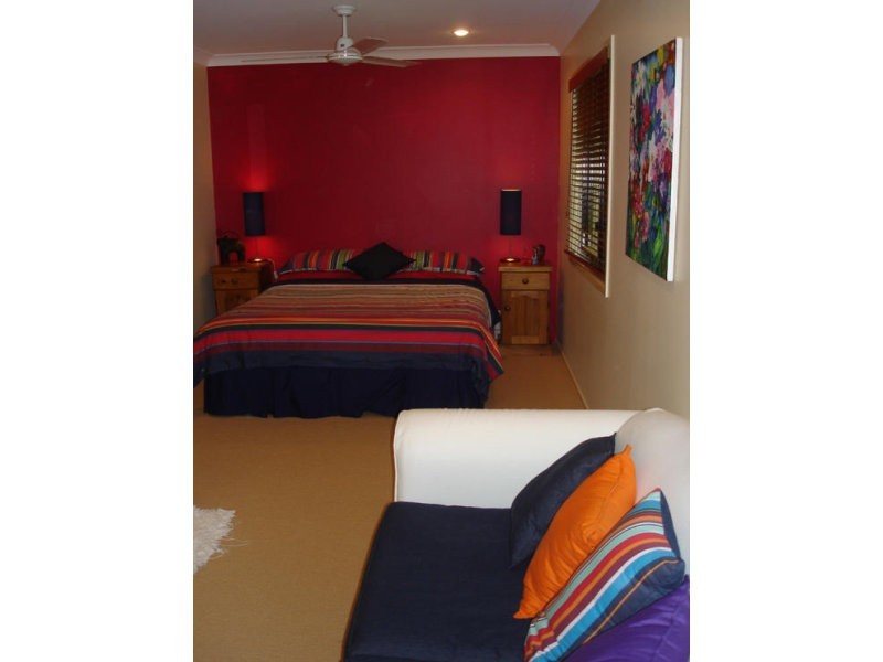 3 Ocean Court, Moore Park Beach QLD 4670