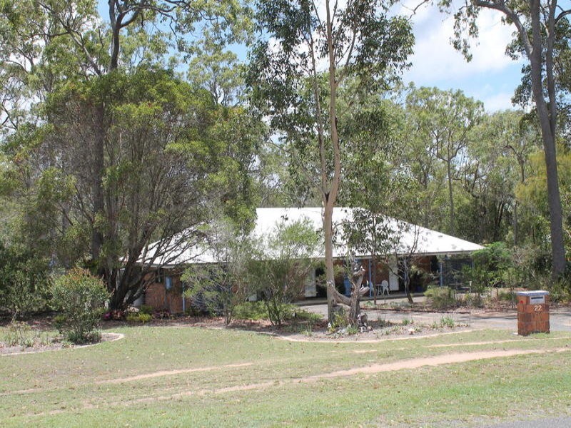 22 Narooma Drive, Branyan QLD 4670