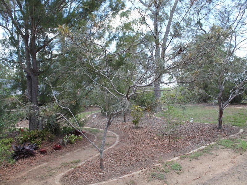 22 Narooma Drive, Branyan QLD 4670