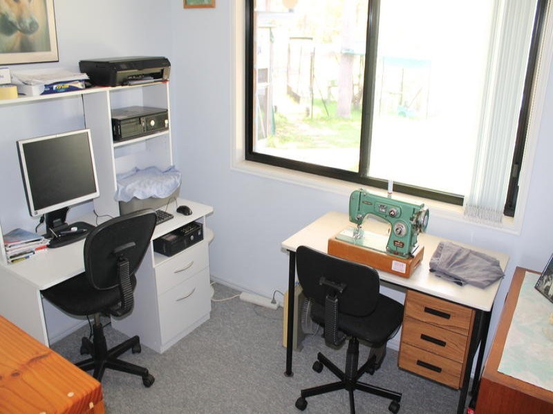 22 Narooma Drive, Branyan QLD 4670