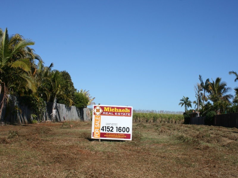 52 Nielson Avenue, Burnett Heads QLD 4670