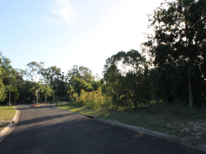 11 Sovereign Court, Moore Park Beach QLD 4670