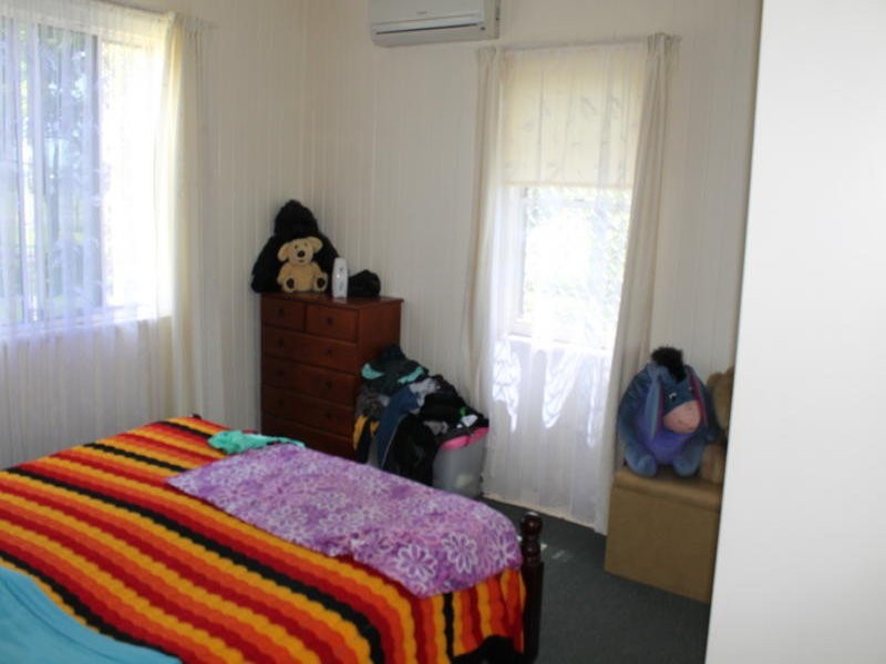 383 Three Chain Road, Calavos QLD 4670