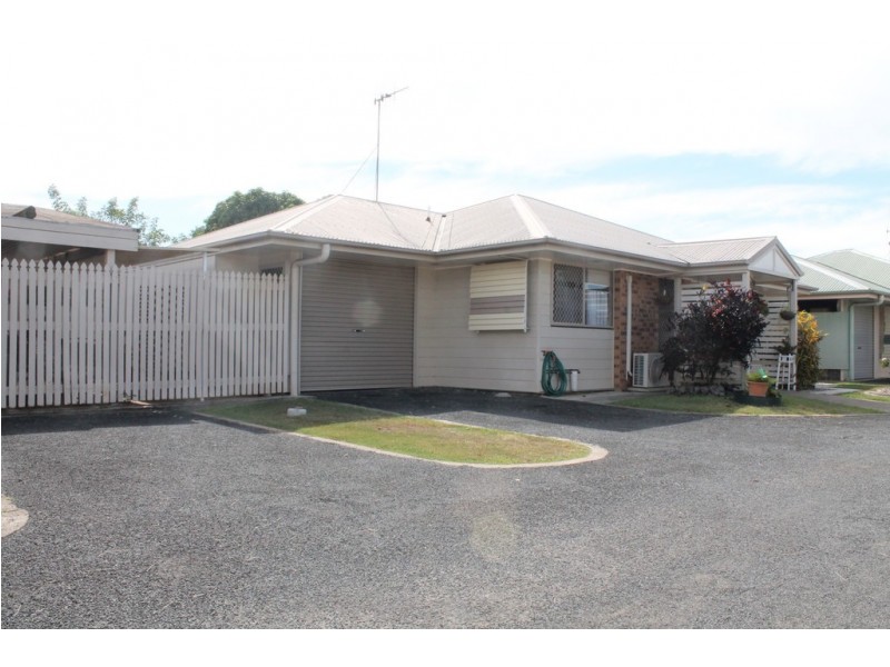 2/5 Williams Road, Svensson Heights QLD 4670