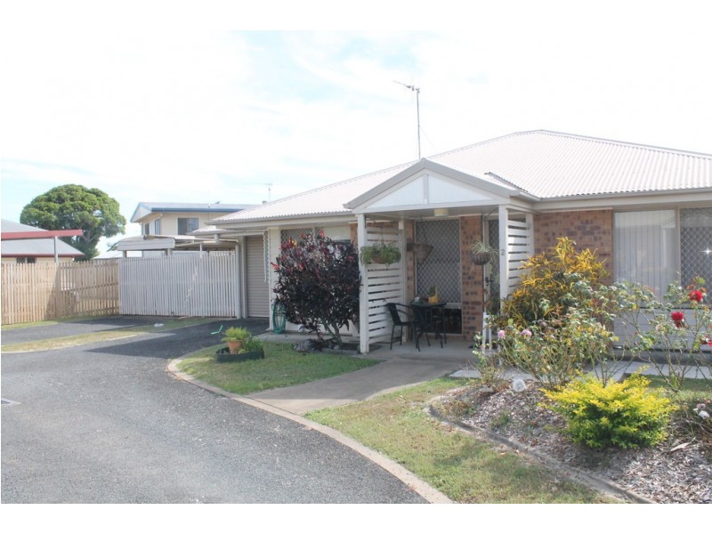 2/5 Williams Road, Svensson Heights QLD 4670