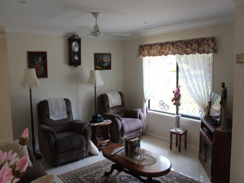 14 Green Avenue, Branyan QLD 4670