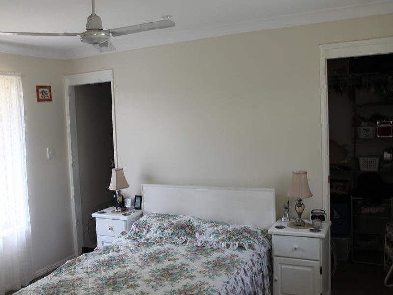 14 Green Avenue, Branyan QLD 4670