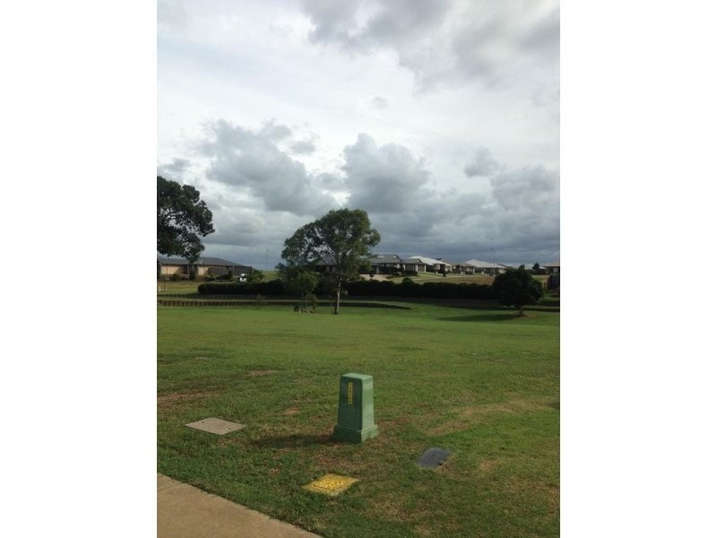 16 Belle Eden Drive, Ashfield QLD 4670