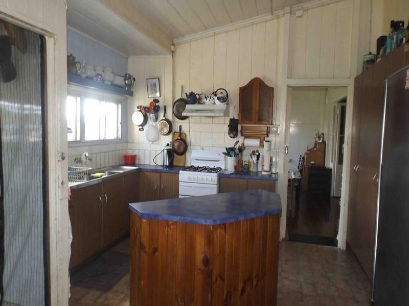 1084 Farnsfield Road, Farnsfield QLD 4660