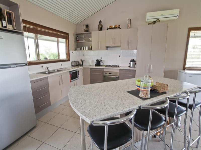 679 Railway Road, Booyal QLD 4671