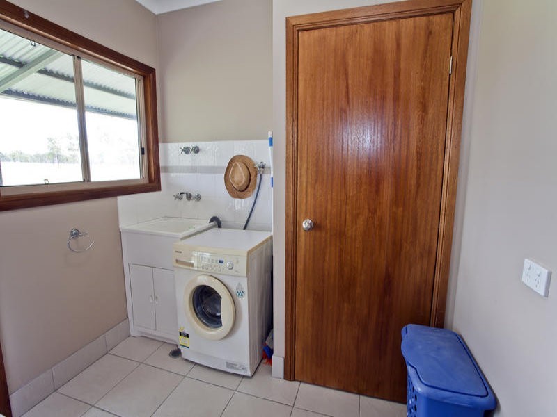 679 Railway Road, Booyal QLD 4671