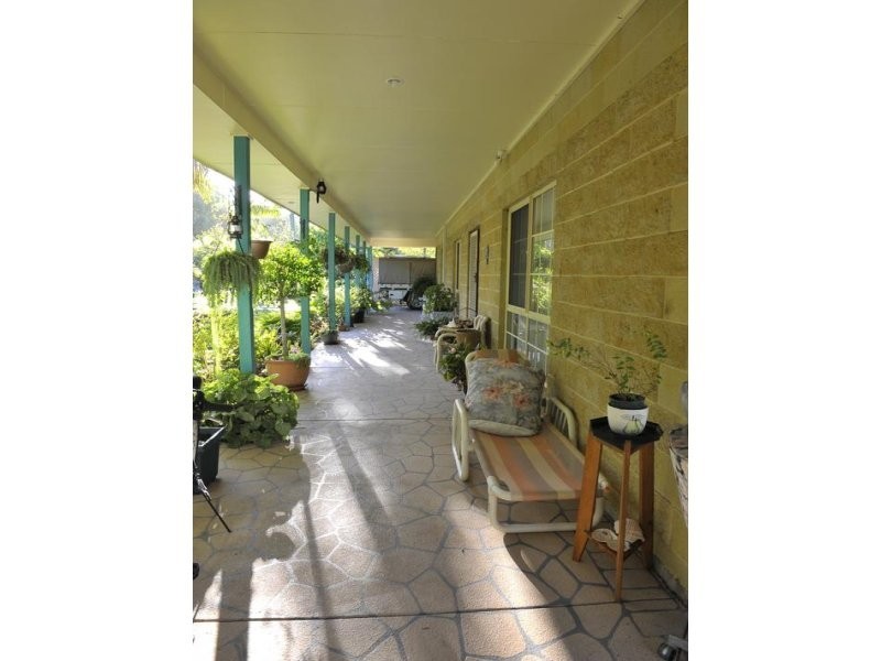 7 Holzberger Street, Moore Park Beach QLD 4670