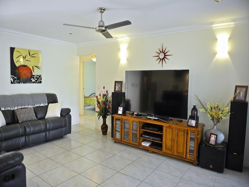 15 Woodlands Lane, Moore Park Beach QLD 4670