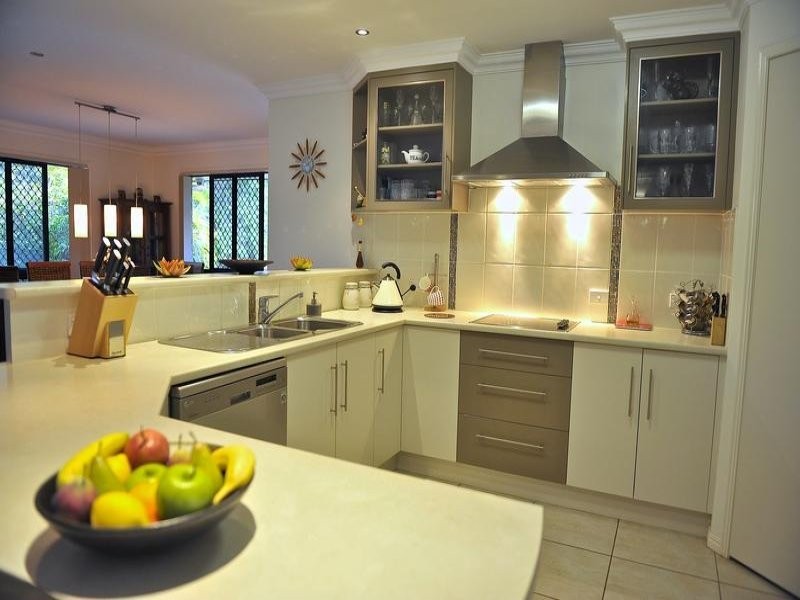 15 Woodlands Lane, Moore Park Beach QLD 4670