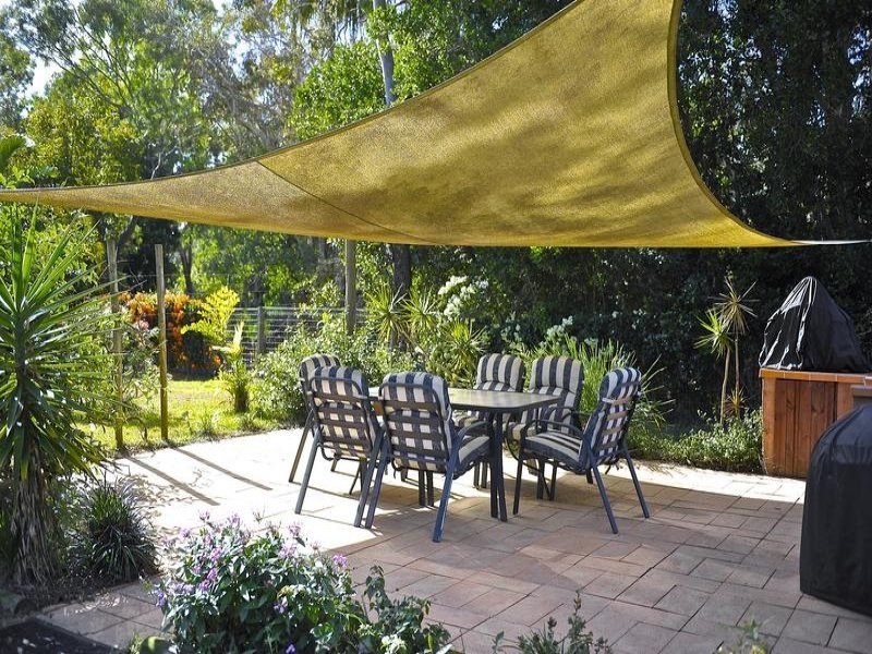 15 Woodlands Lane, Moore Park Beach QLD 4670