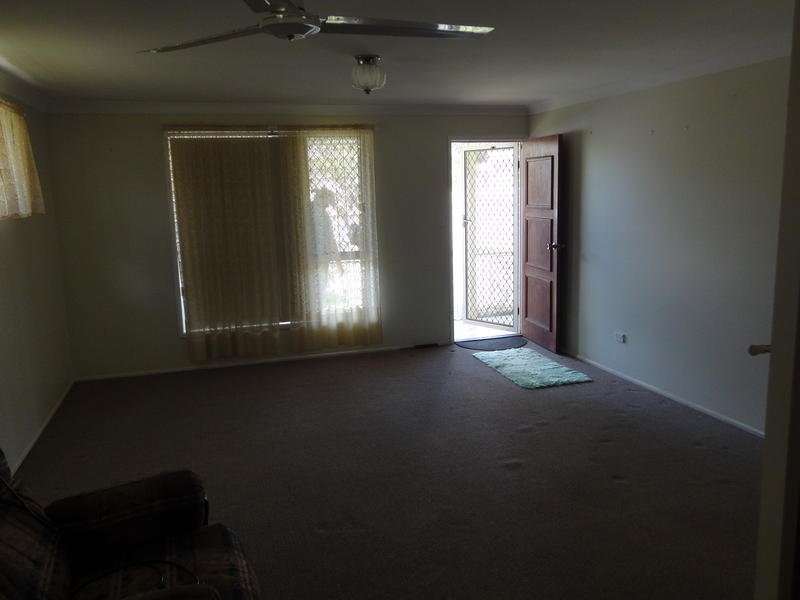 13 Dear Street, Gin Gin QLD 4671