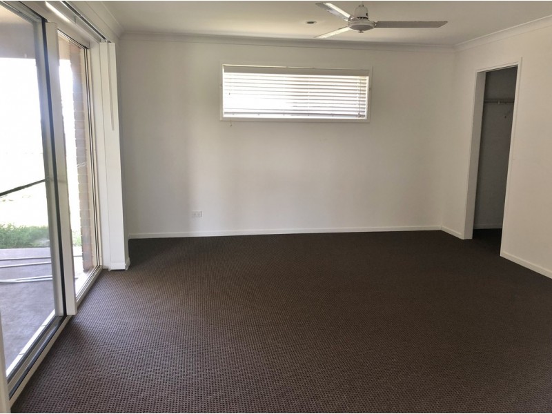 27 Malvern Drive, Moore Park Beach QLD 4670