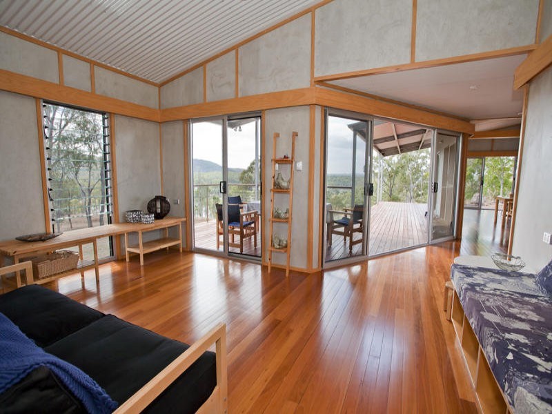 310 Rickards Road, Kolonga QLD 4671