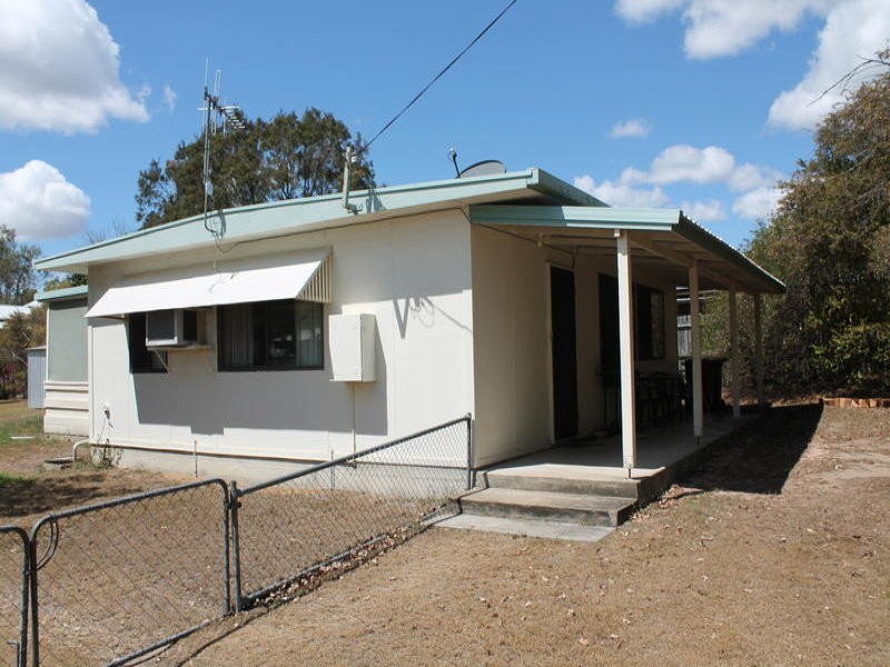 36 Blackall Street, Avondale QLD 4670