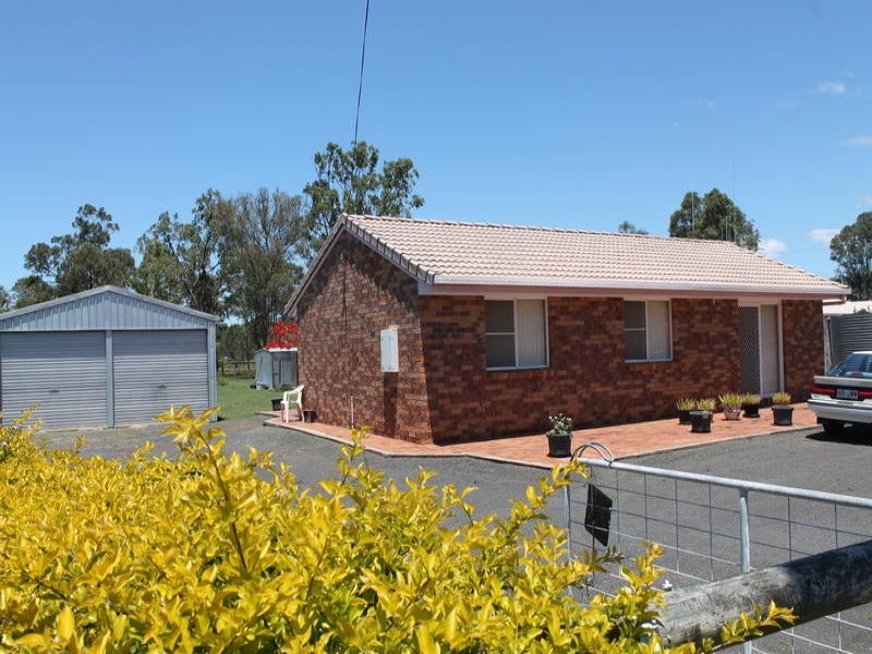 29 Bernborough Blvd, Branyan QLD 4670