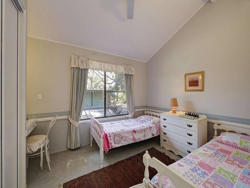 11 Bocks Road, Branyan QLD 4670