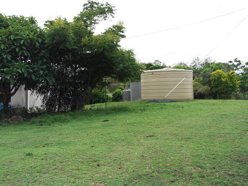 2416 Gin Gin Mt Perry Road, New Moonta QLD 4671