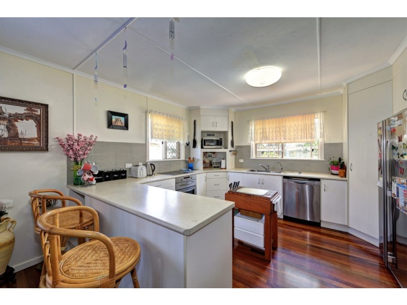 35 Baker Street, Kepnock QLD 4670