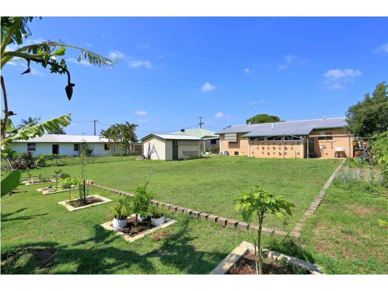 35 Baker Street, Kepnock QLD 4670