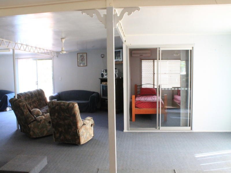 32 Bents Road, Pine Creek QLD 4670