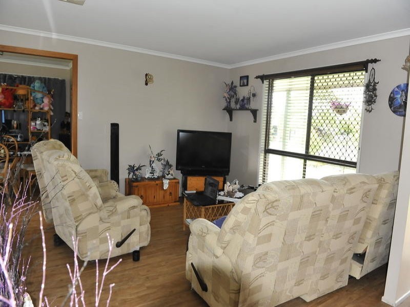 27 Diamond Street, Millbank QLD 4670