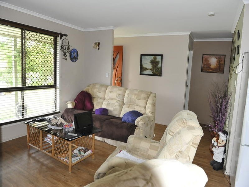 27 Diamond Street, Millbank QLD 4670