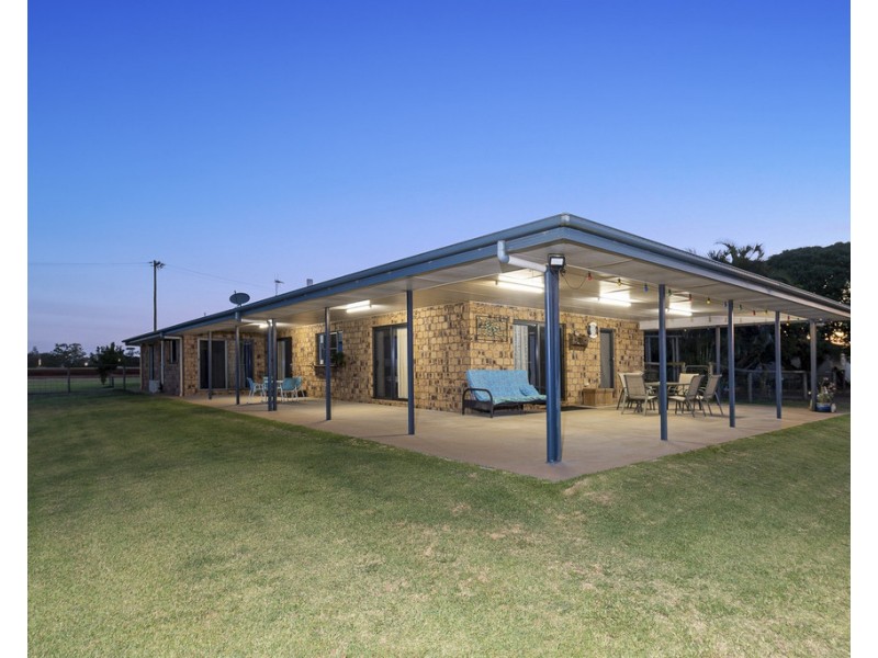 276 Batchlers Road, Gooburrum QLD 4670