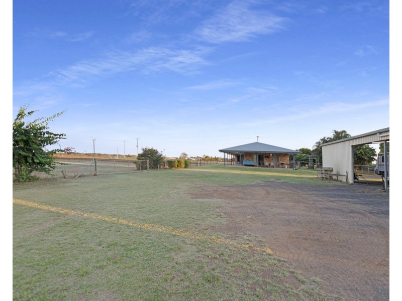 276 Batchlers Road, Gooburrum QLD 4670