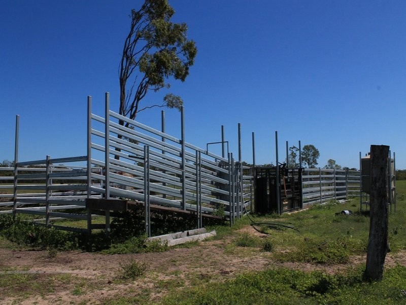 232 Petersens Road, Yandaran QLD 4673