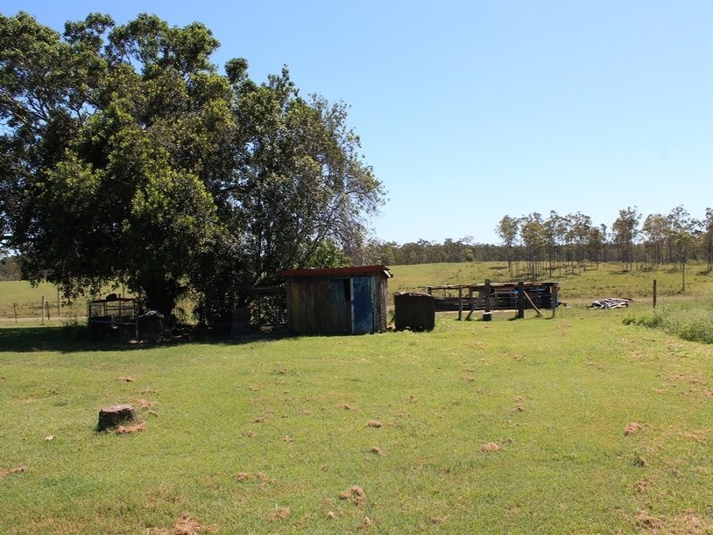232 Petersens Road, Yandaran QLD 4673