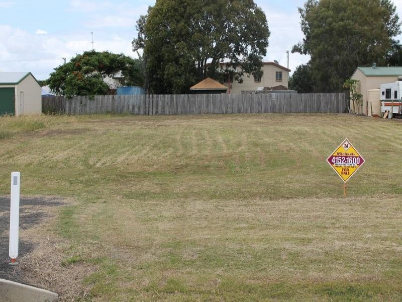 48 Moffat Street, Burnett Heads QLD 4670