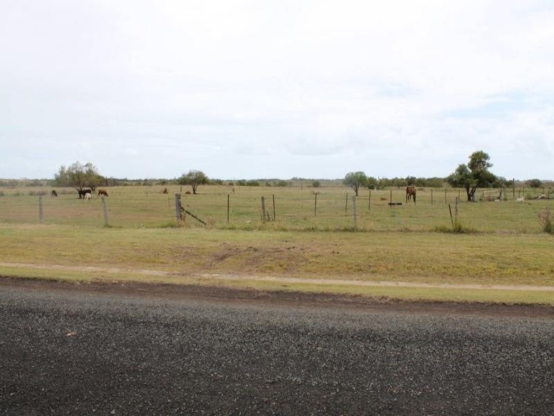 48 Moffat Street, Burnett Heads QLD 4670