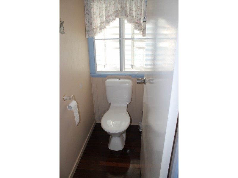 42 Mulgrave Street, Bundaberg West QLD 4670