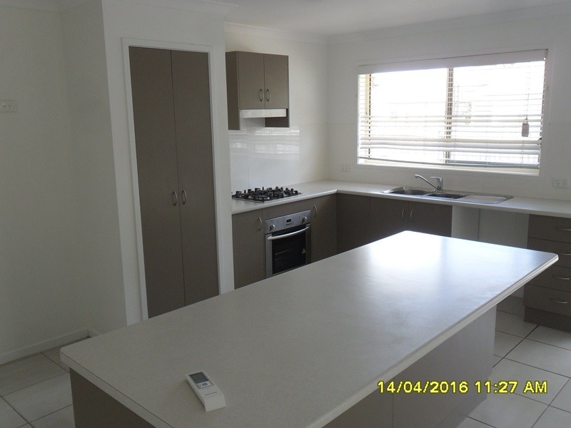 11 Regency Road, Moore Park Beach QLD 4670