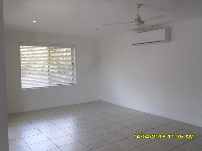 11 Regency Road, Moore Park Beach QLD 4670