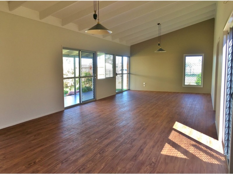 13 Salter Street, Kepnock QLD 4670