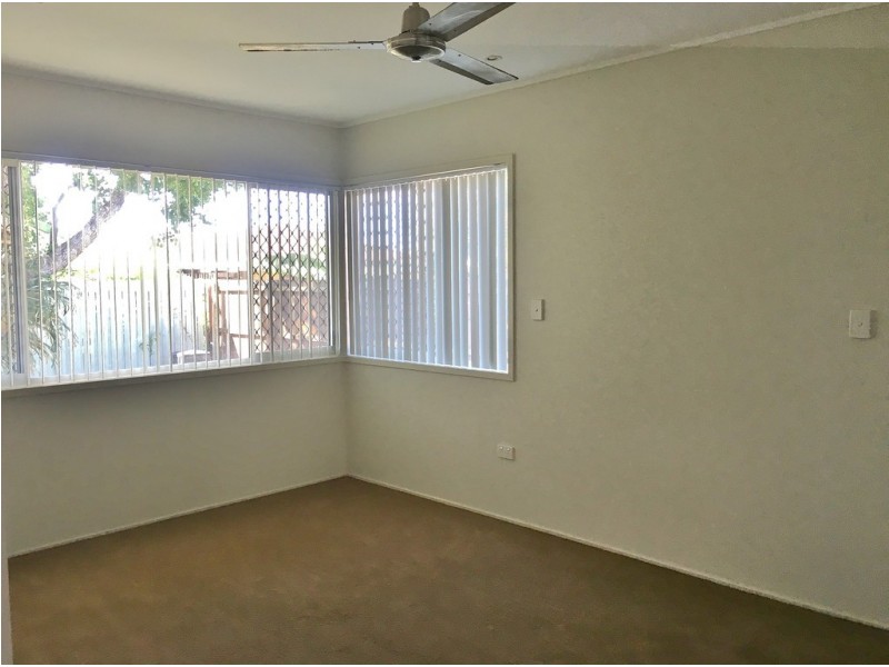 13 Salter Street, Kepnock QLD 4670